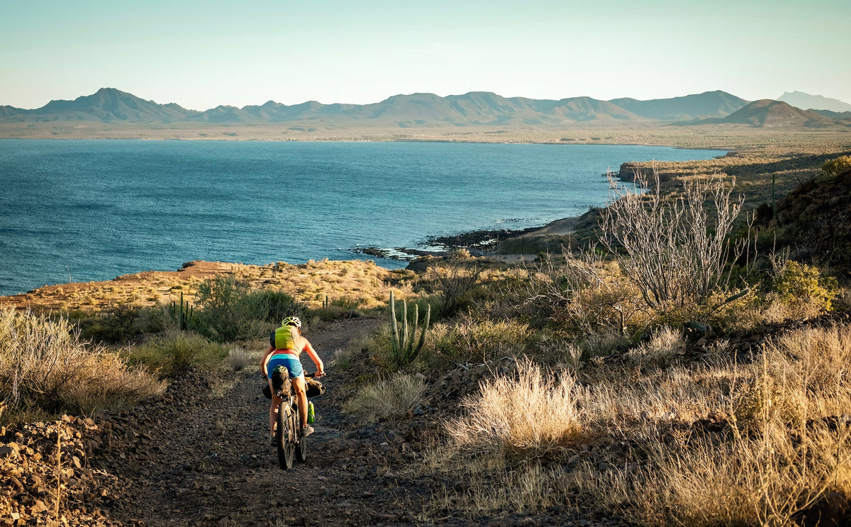 Libro Bikepacking - Pistilo & Gracia