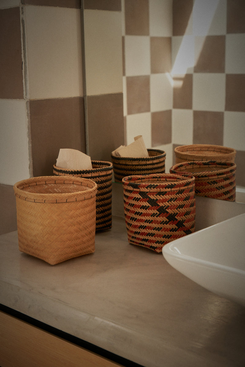 Cesta Caucasia - Pistilo & Gracia